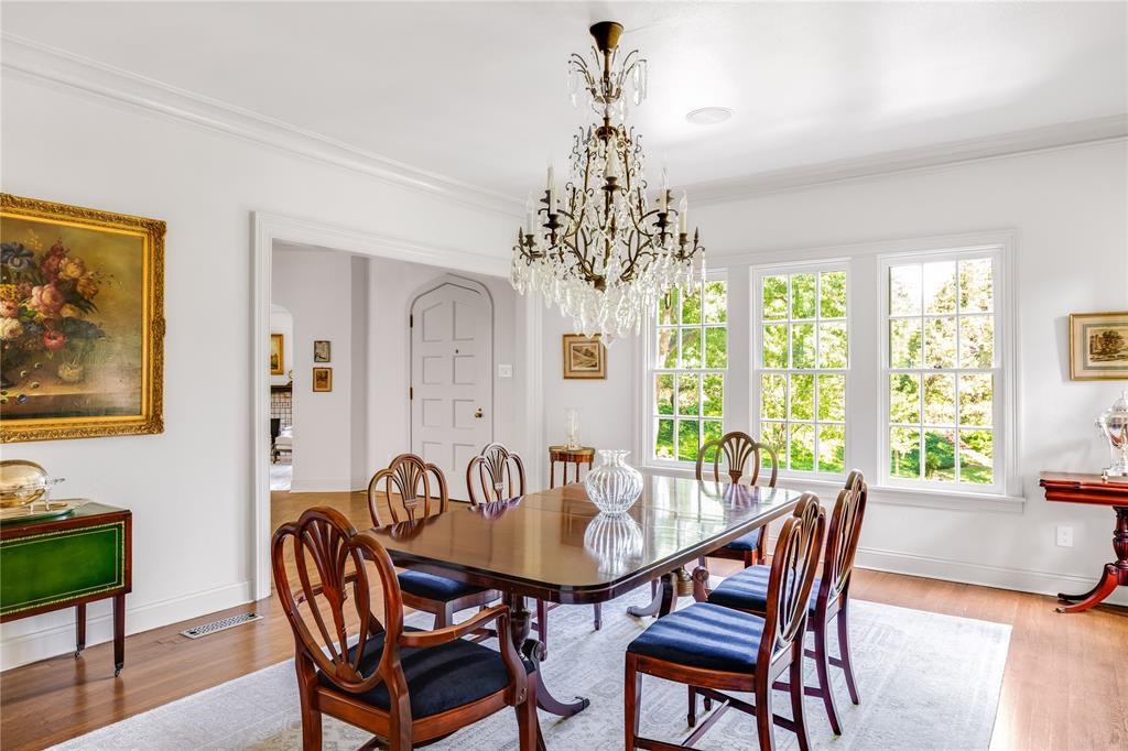 A spacious dining area built for entertaining.