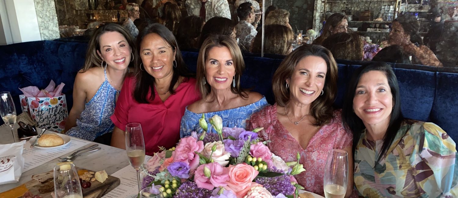Michele Lesslie, Michelle Munn, Michele Grace, Carin Collins, Rochelle Mintz celebrating a birthday at Brasserie 19.