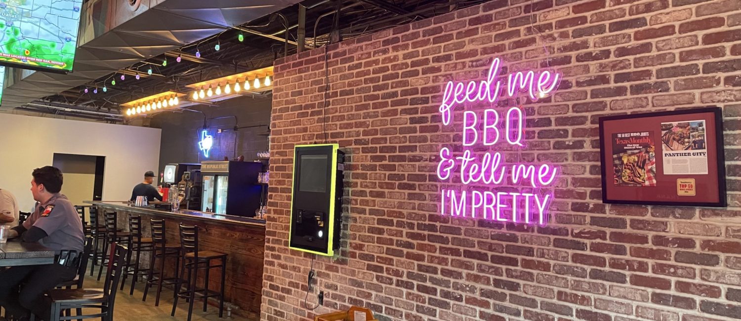 Panther – The former Republic Street Bar is not an airconditioned extention of Panther City BBQ. Photo by Courtney Dabney.