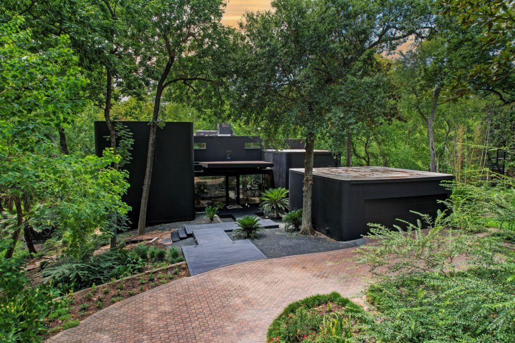 The 1972 design of 11686 Arrowwood Circle resonates with today's design preferences. (Photo by TK Images for Martha Turner Sotheby’s International Realty  )