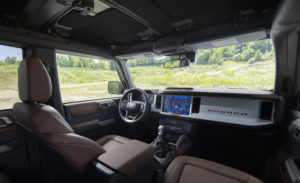 2023 Bronco Heritage Limited Edition_Yellowstone_Metallic_07