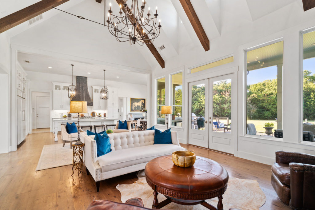 Built in 2018, the main house blends modern luxury and rural, rustic charm. (Photo by Sharp Frame Media for Douglas Elliman Realty)