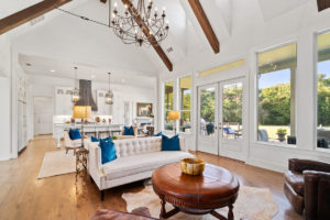 21-web-or-mls-608 Old Center-32 (Photo by Sharp Frame Media for Douglas Elliman Realty)