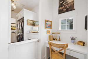 44-web-or-mls-608 Old Center-46 (Photo by Sharp Frame Media for Douglas Elliman Realty)