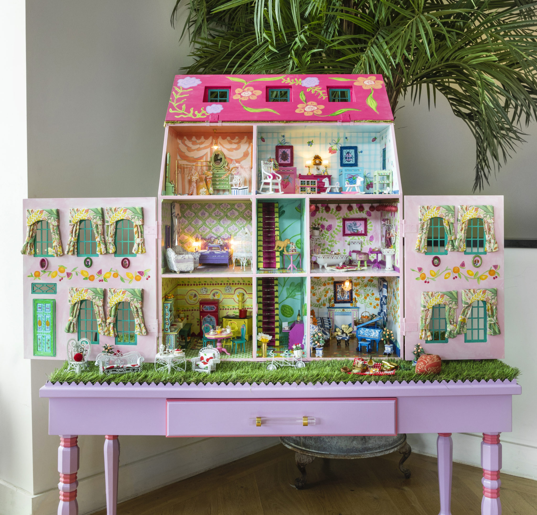 Houston's Tiny Perfect Houses — True Designer Dollhouses to be