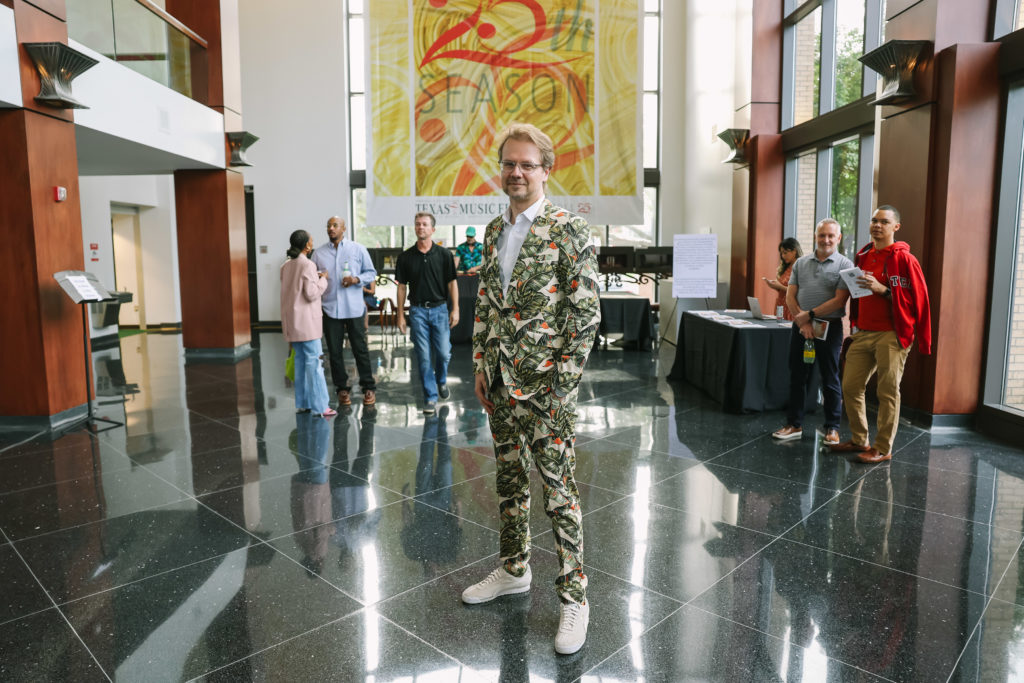 Blaffer Art Museum & Cynthia Woods Mitchell Center Artistic Director Steven Matijcio at the "Loveletter" concert. (Photo by Johnny Than)