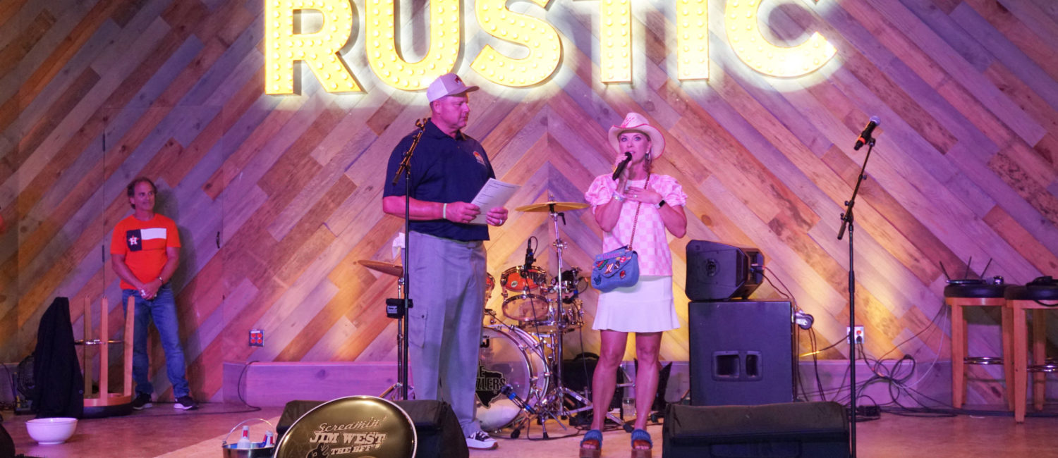 Roger & Debbie Clemens celebrating the 30th anniversary of the Roger Clemens Foundation and his 60th birthday with friends at The Rustic. (Photo by Mark Pavlovich Photography)