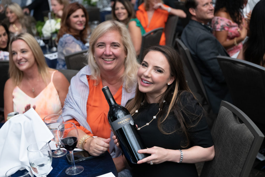 Elizabeth Elder, Michelle Hart at the HelpCureHD fundraiser at Minute Maid Park. (Photo by Daniel Ortiz)