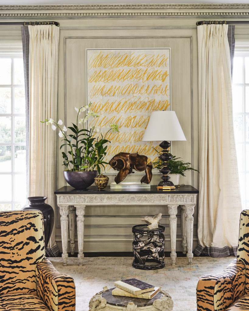 A French salon by Michael Aiduss Interiors + Architecture for the 2021 Kips Bay Show House Dallas. (Photo by Stephen Karlisch)