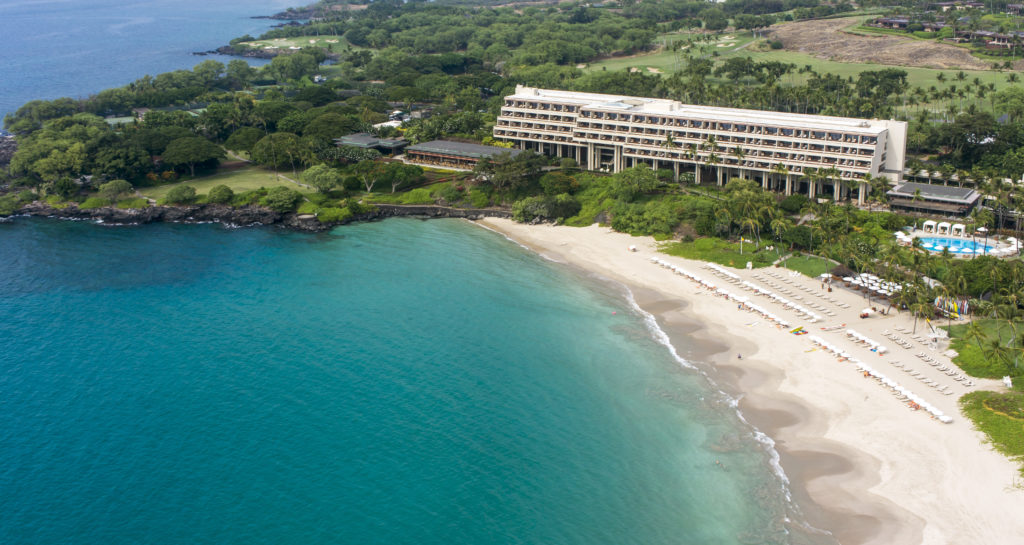 Each of the Mauna Kea Hotel’s 252 guestrooms have one or more private lanai (balconies), luxurious Frette bed linens, and L’Occitane bath amenities.