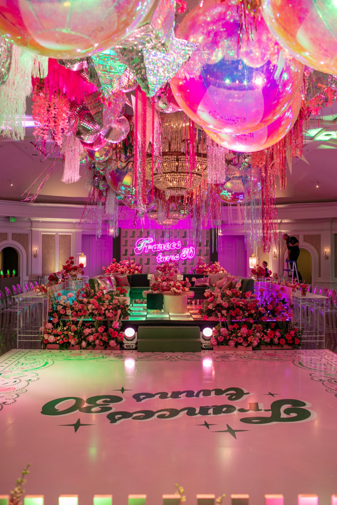 Cinergy Works organized the transformation of the River Oaks Country Club Ballroom for Frances Moody Buzbee's 30th birthday party. Decor by Bows & Arrows' Alicia Rico. (Photo by Pixel Studio Productions)