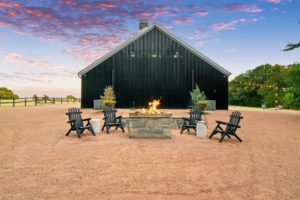 imagereader 1 (Photo by Sharp Frame Media for Douglas Elliman Realty)