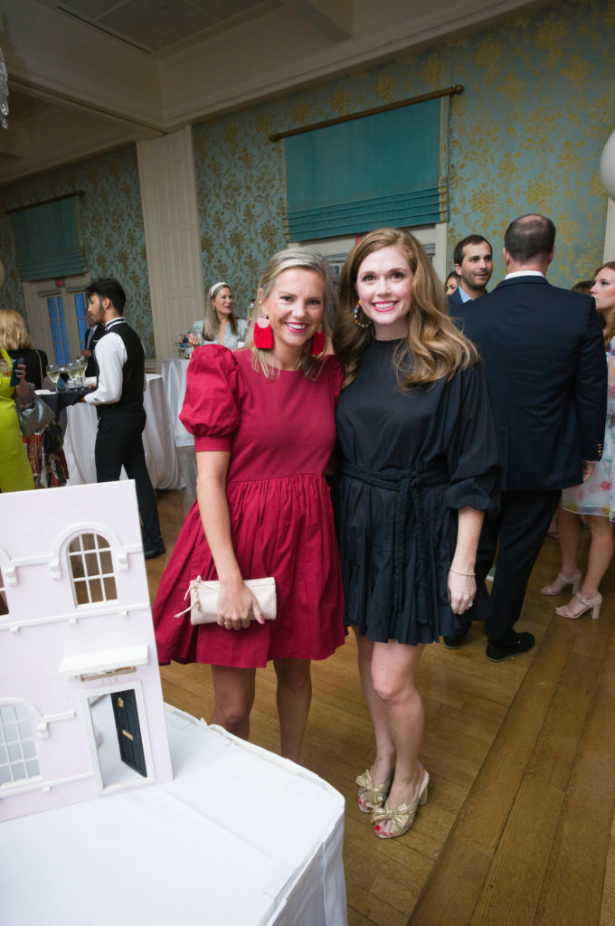Leslie Nelson, Kristine Mayhall at the 'La Petite Maison' gala (Photo by Daniel Ortiz)