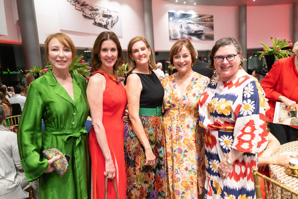 Marty Finger, Phoebe Tudor, Stephanie Tsuru, Leigh Smith, Shawn Stephens at the ROCO Revelry gala dinner at Porsche River Oaks. (Photo by Daniel Ortiz)
