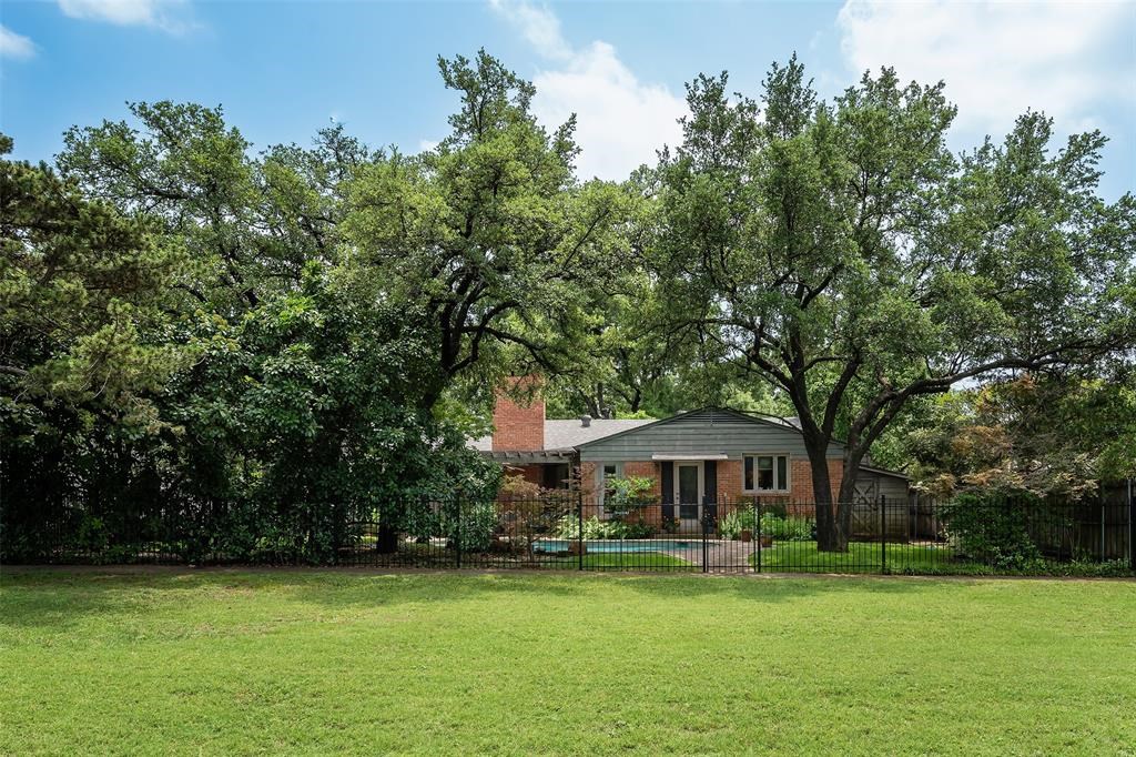 Dallas Real Estate News — A Designer Jewel in Greenway Parks