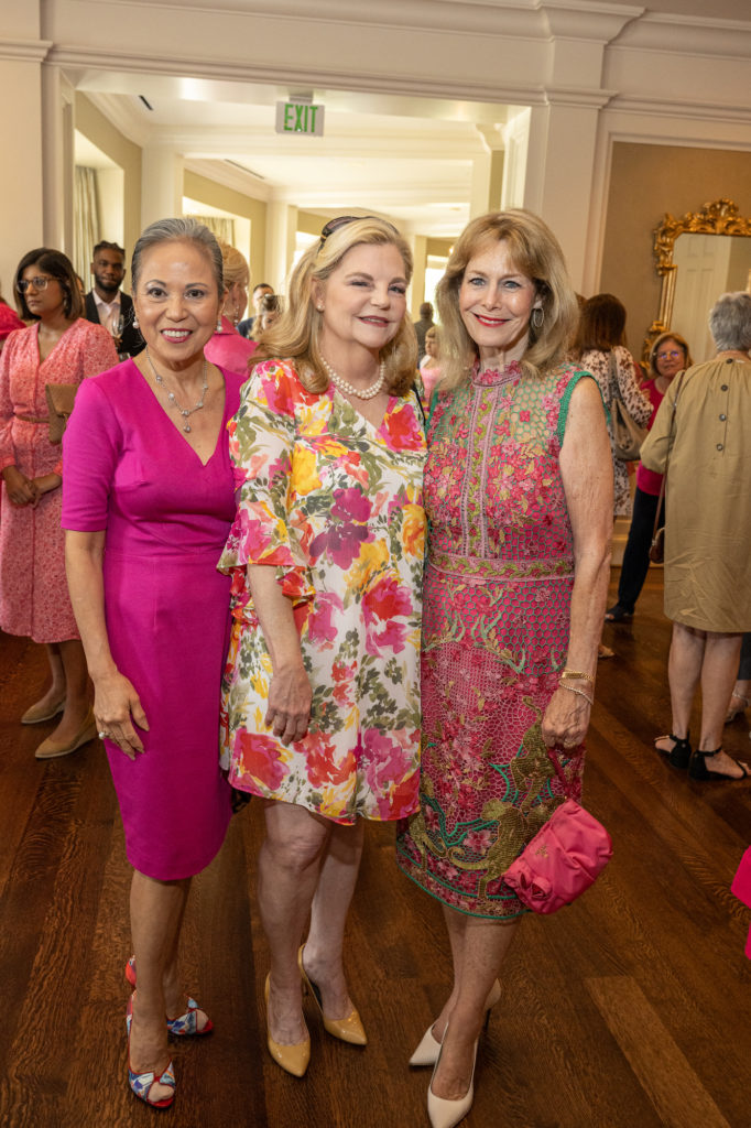 Raquel Lewis, Kim Padgett, Cheryl Byington at the American Cancer Society Tickled Prink luncheon (Photo by Fulton Davenport)