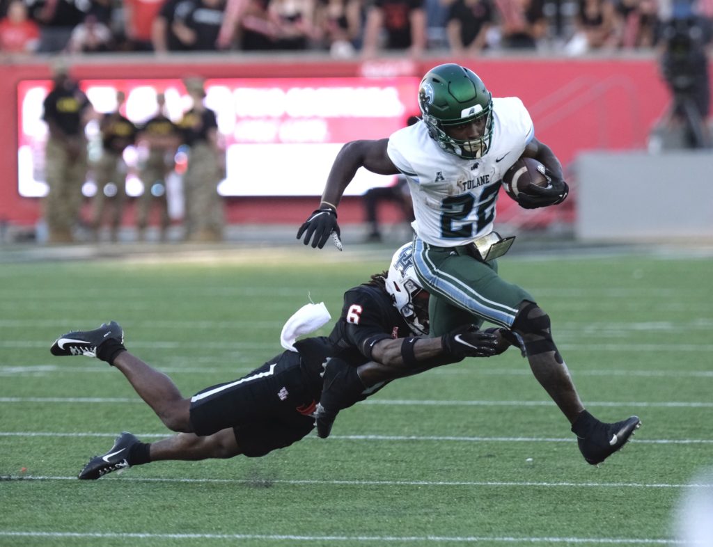 Tulane tailback Tyjae Spears broke some Cougar tackles. (Photo by F. Carter Smith)