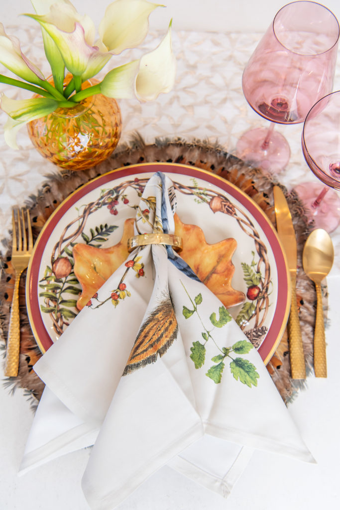 Bering's sets the perfect holiday scene with their festive tablescapes.