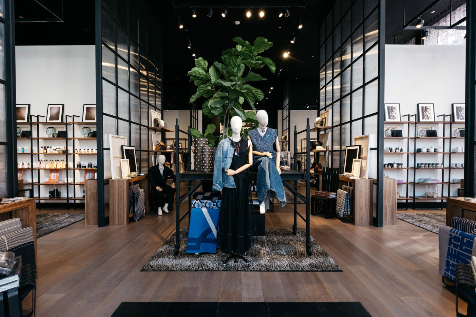 The Conservatory Houston Opens — Inside the River Oaks Space