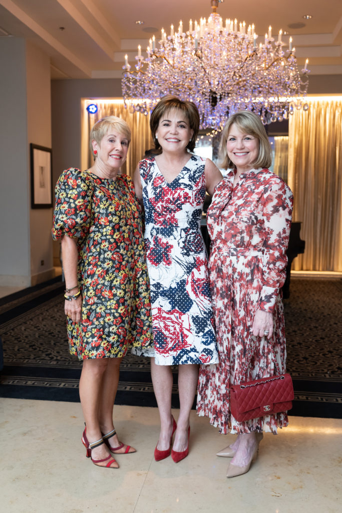 Donna Lewis, honoree Hallie Vanderhider, Kelley Lubanko at the El Centro de Corazón luncheon (Photo by Daniel Ortiz)