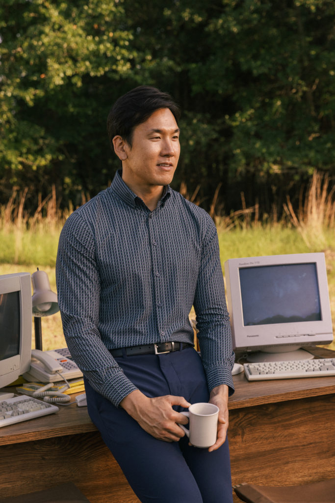 Mizzen+Main is redefining work attire.