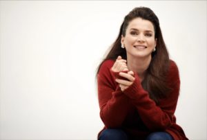 NFNL Julia Ormond Luncheon Speaker