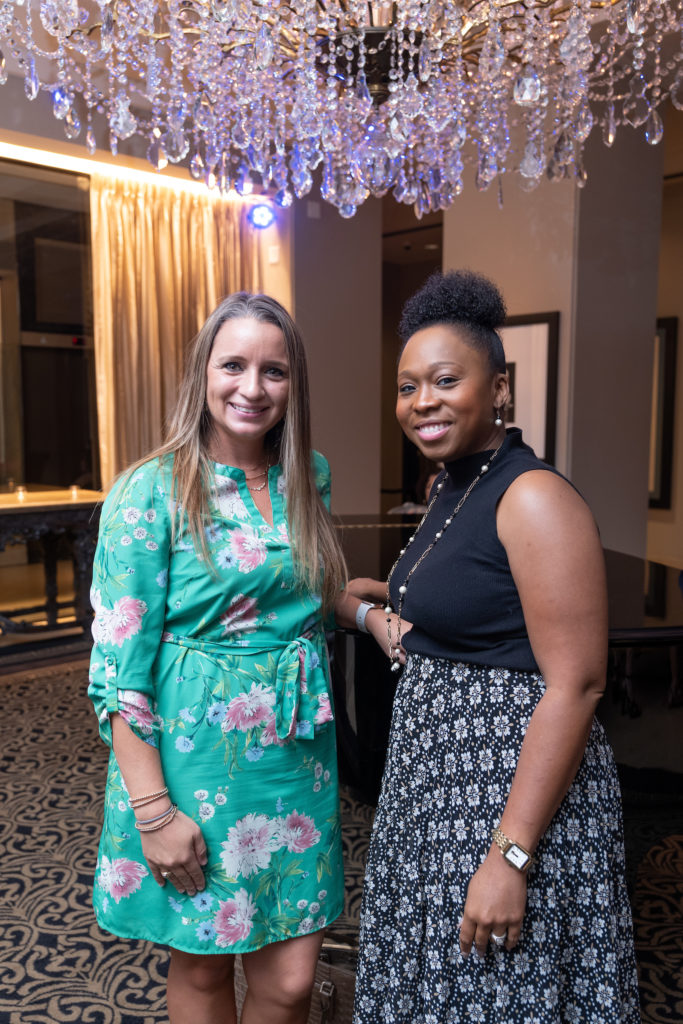 Melissa Sowell, Shari Williams at the El Centro de Corazón luncheon (Photo by Daniel Ortiz)