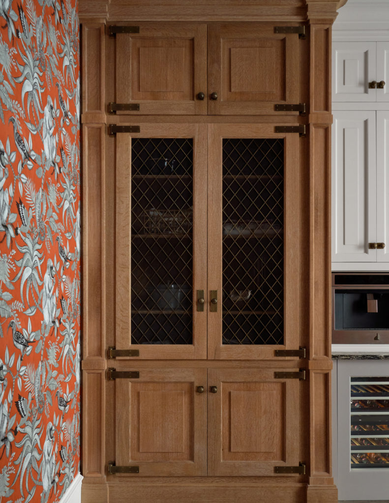 Christopher Peacock's Kitchen Suite is livable yet glamorous enough to suit this magnificent home. (Photo by Nathan Schroder)