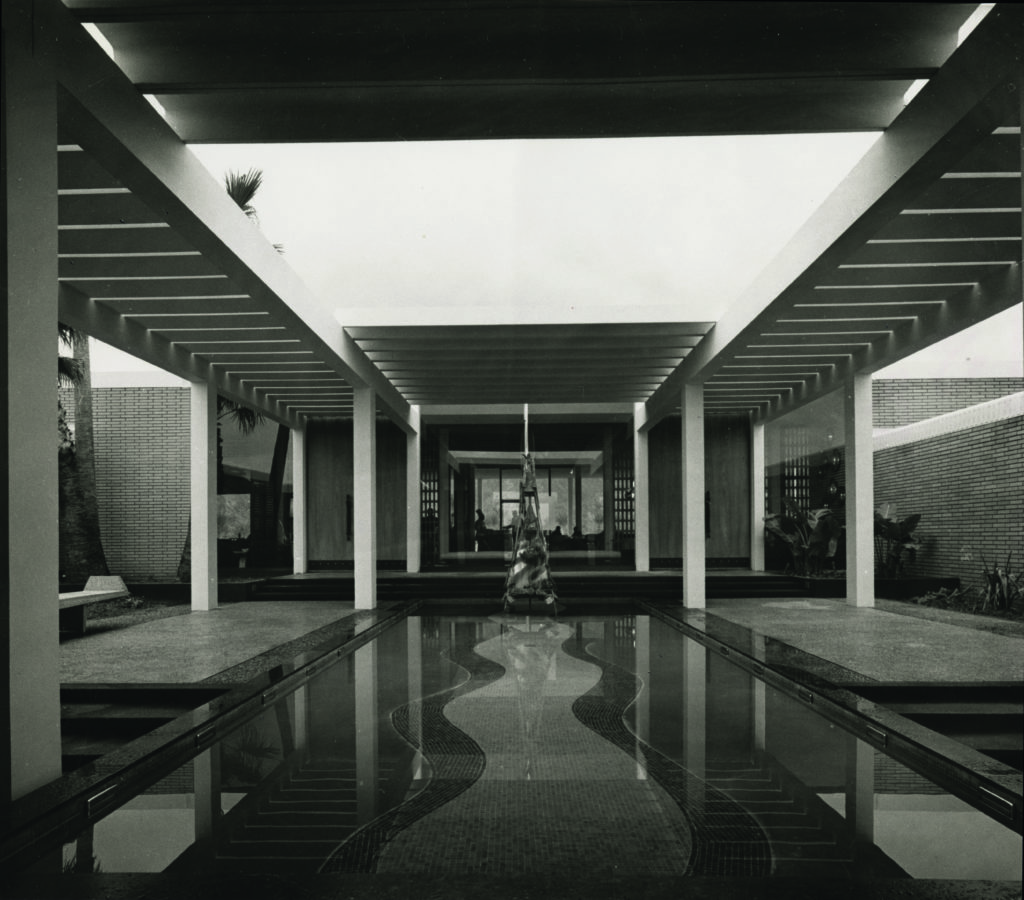 Commissions for country clubs and the luxurious desert-living lifestyle were the calling cards of William F. Cody's practice. Shown: The architect's iconic Eldorado Country Club, Indian Wells, California, 1959. (Julius Shulman photography archive © J. Paul Getty Trust, Getty Research Institute, Los Angeles)