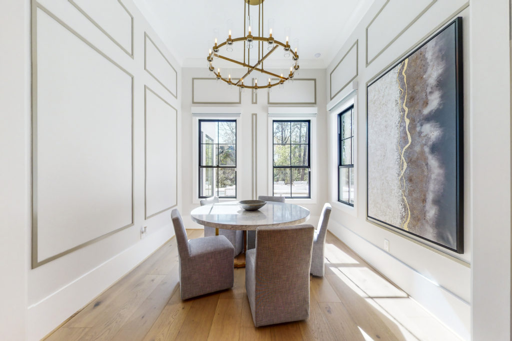 The formal dining room at 346 Hunters Trail in Houston. (Photo by Jason Koonce with Hommati)