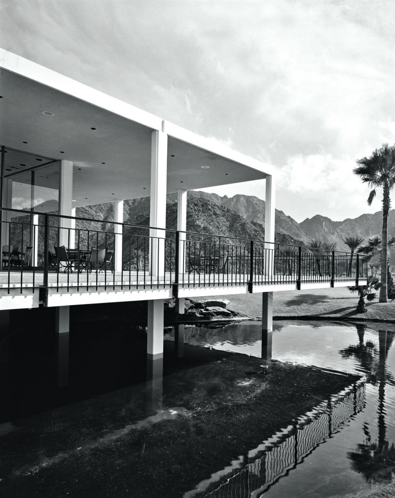 William F. Cody's Eldorado Country Club, Indian Wells, California, 1959 (Julius Shulman photography archive © J. Paul Getty Trust, Getty Research Institute, Los Angeles)