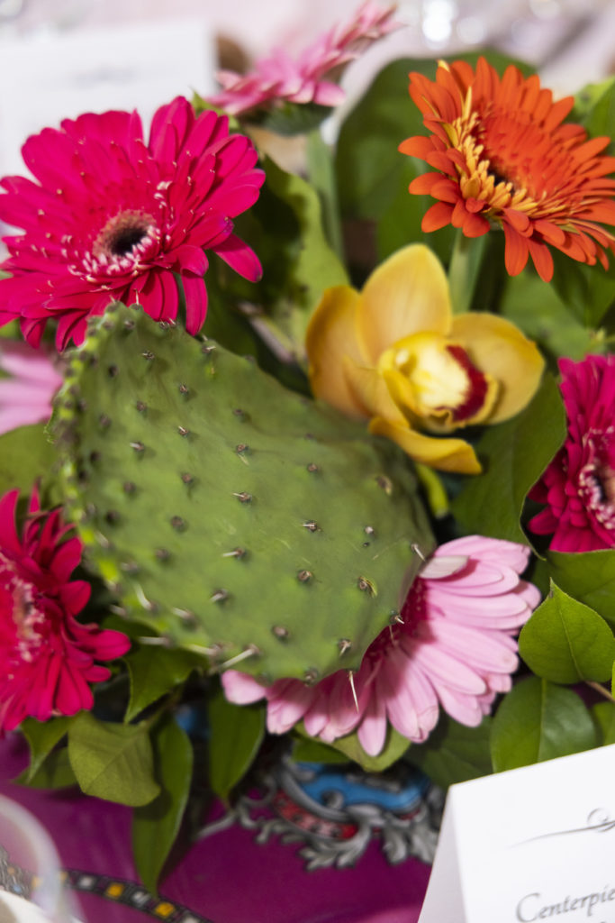 Beautiful centerpiece by Bill Bostelman at the National Cowgirl Hall of Fame Desert Rose Luncheon and Fashion Show at River Crest Country Club in Fort Worth, Texas on October 6, 2022. (Photo by Sharon Ellman)