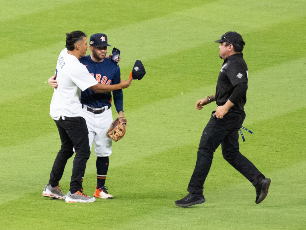 Houston Astros Framer Valdez pitched 7 innings to win Game Two of the American League Championship Series over the New York Yankees Thursday at Minute Maid Park