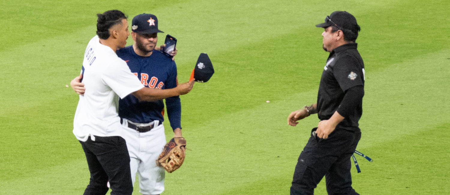 Houston Astros Framer Valdez pitched 7 innings to win Game Two of the American League Championship Series over the New York Yankees Thursday at Minute Maid Park