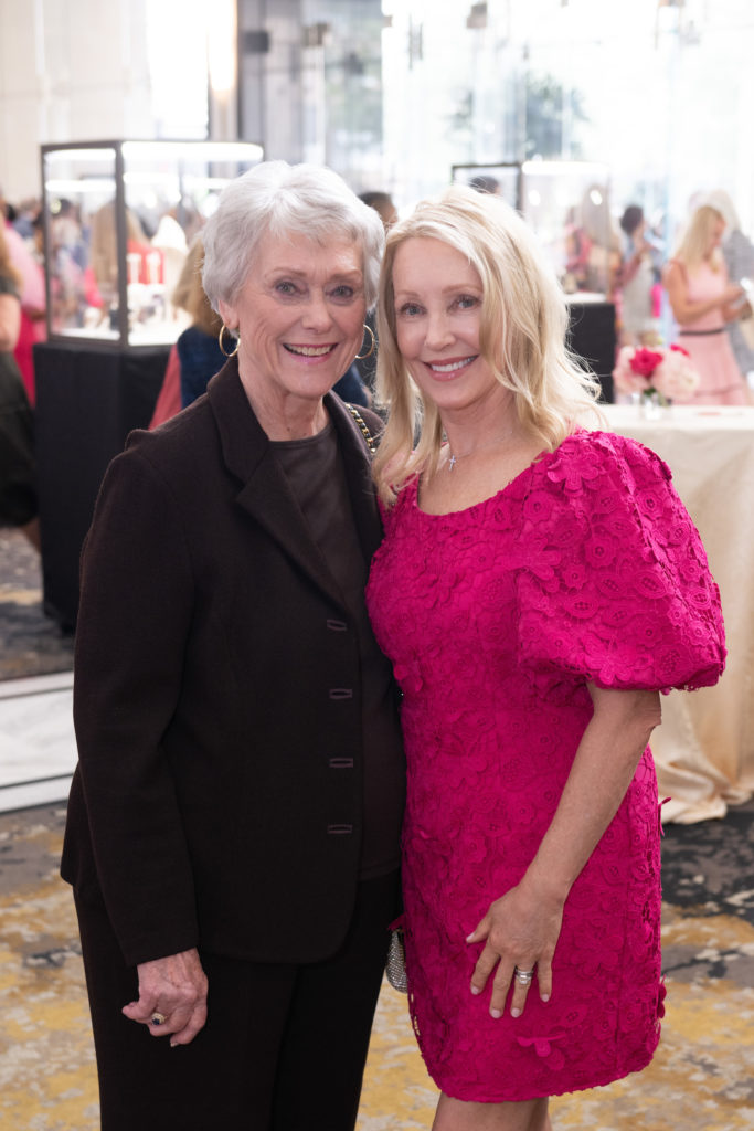 Bobetta Lindig, Jona Lindig at the Memorial Hermann Foundation 'Razzle Dazzle' luncheon. (Photo by Michelle Watson)