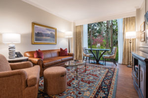 Houstonian Hotel.Premier 2-Bedroom Suite Living Room