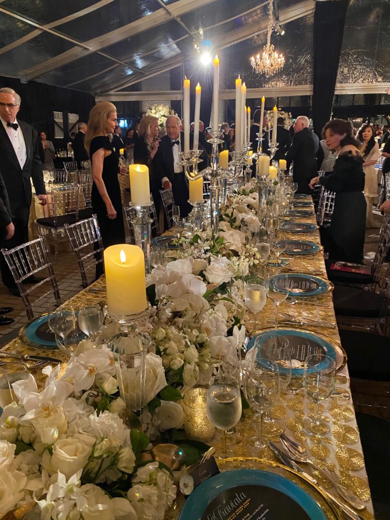 Molly & Jim Crownover's table for 16 at the Houston Grand Opera opening night dinner. (Photo by Shelby Hodge)