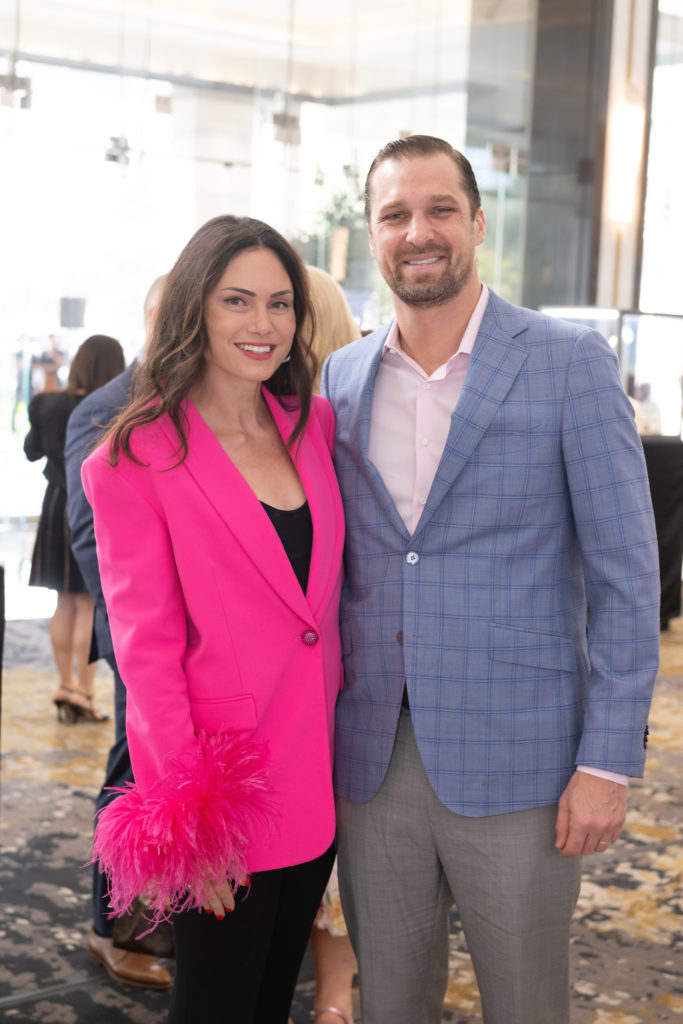 Leslie & John Pitts at the Memorial Hermann Foundation 'Razzle Dazzle' luncheon. (Photo by Wilson Parish)