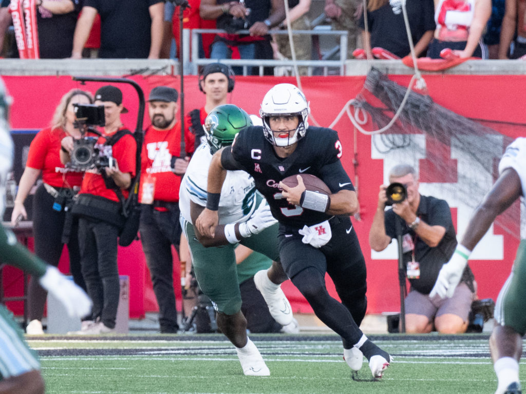 University of Houston quarterback Clayton Tune is sometimes the Cougars' best rusher. (Photo by F. Carter Smith)
