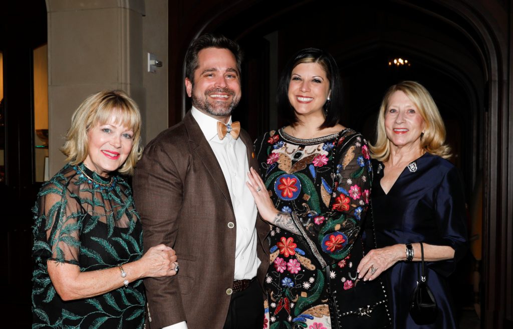 Louise Griffeth, Teal & Annie Griffeth, Debbie Oates (Photo by Melissa Macatee, Macatee Photography)