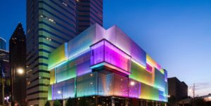 Poised by the Lyric Garage which hosts an array of art installations, you’ll find the new Houston food hall dubbed Lyric Market.