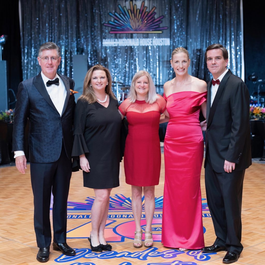 Ronald McDonald House board president Larry Hanrahan & Cookie Hanrahan, Cristina Vetrano, Allison & Dan Connally at the RDH gala. (Photo by Daniel Ortiz)