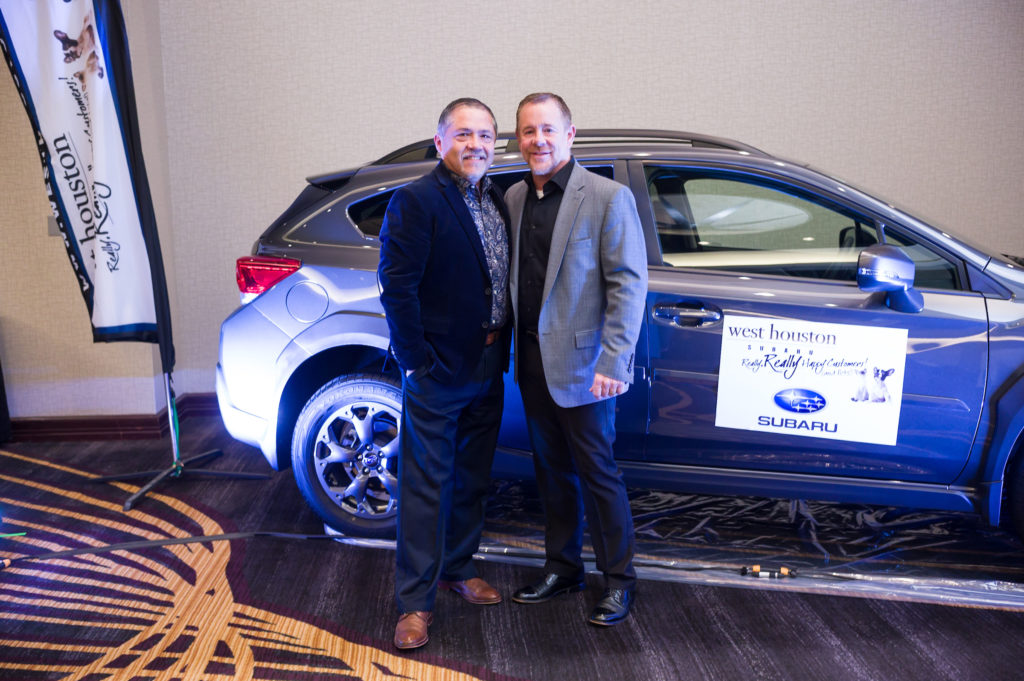 Bruce Padilla & Shelby Kibodeaux at the Citizens for Animal Protection gala (Photo by Daniel Ortiz)