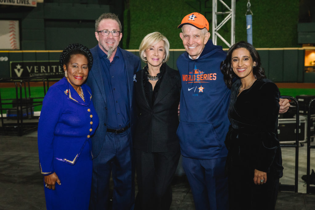 Congresswoman Sheila Jackson Lee, MLB Hall of Famer Jeff Bagwell, Sheridan Williams, Jim 'Mattress Mack' McIngvale, Rania Mankarious at the Crime Stoppers' Leading the Way to a Safer Future dinner. (Photo by CatchlightGroup.com)