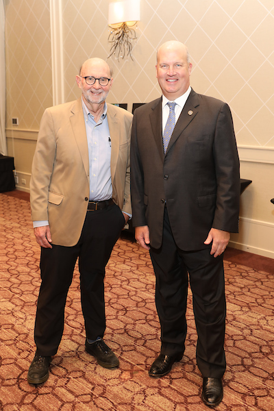 Author Stephen Harrigan, interviewer Justice Ken Wise at the Houston Heritage Luncheon (Photo by Priscilla Dickson)