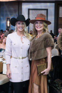 Laurie Krohn and Melissa Juneau phot by Daniel Ortiz