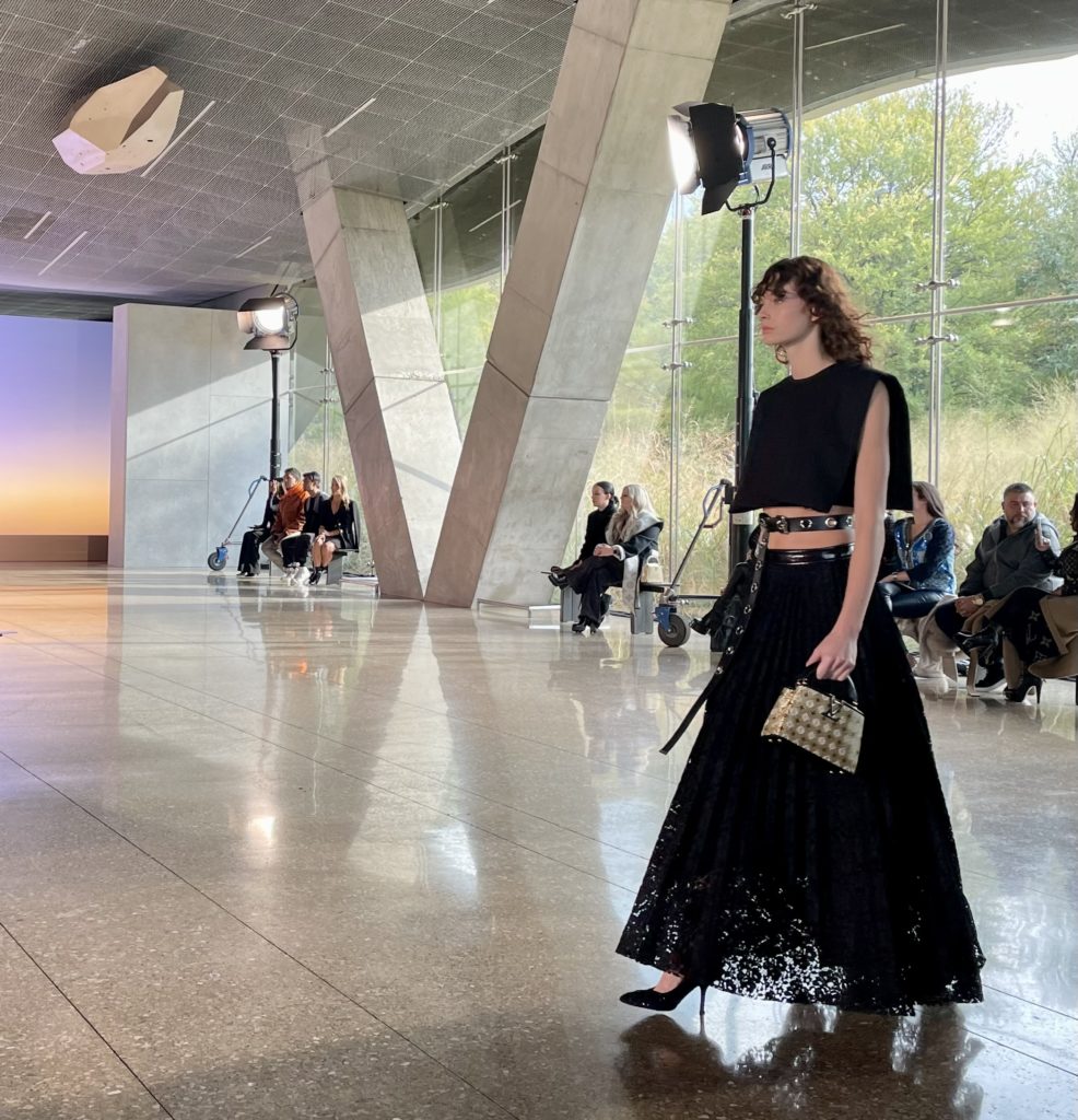 Bare midriffs with long grommeted belts. Photo by Courtney Dabney.