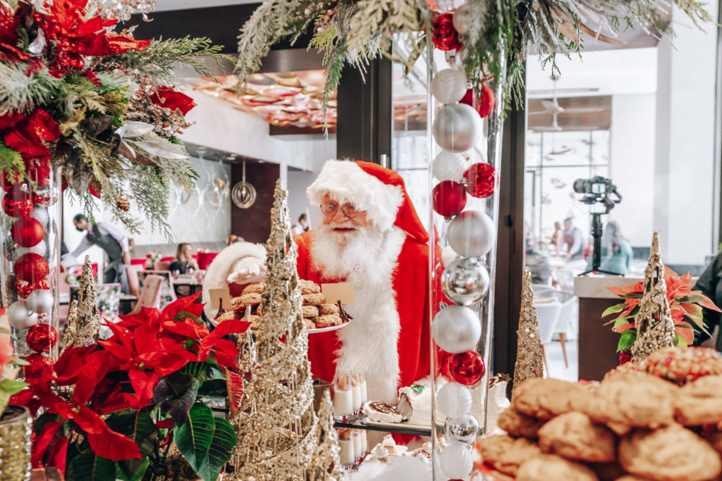 All holiday season long, enjoy top-of-the-line dining options.