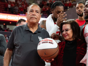 The University of Houston basketball team, led by head coach Kelvin Sampson, faced the Northern Colorado Golden Bears in their 2022-2023 season opening game at the Fertitta Center