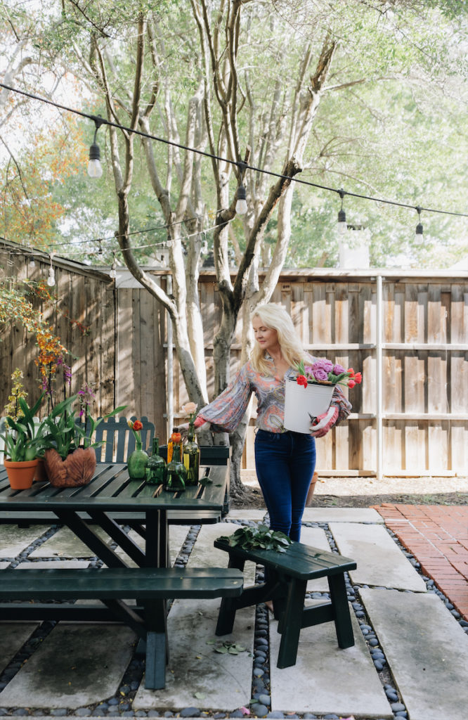 Guest always does her own flowers for parties, something she learned from her mother, C.Z. (Photo by Afritina Coker)